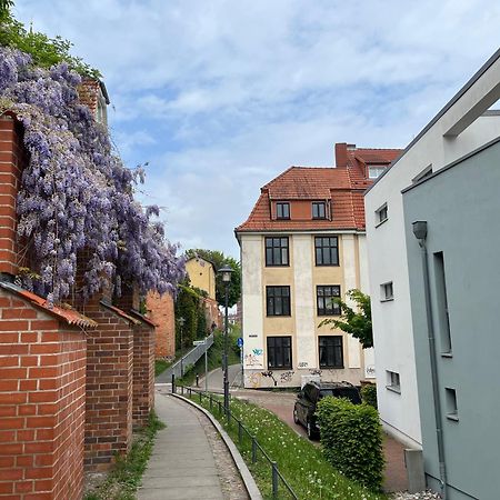 Ferienwohnung An Der Historischen Stadtmauer Rostock Exterior photo