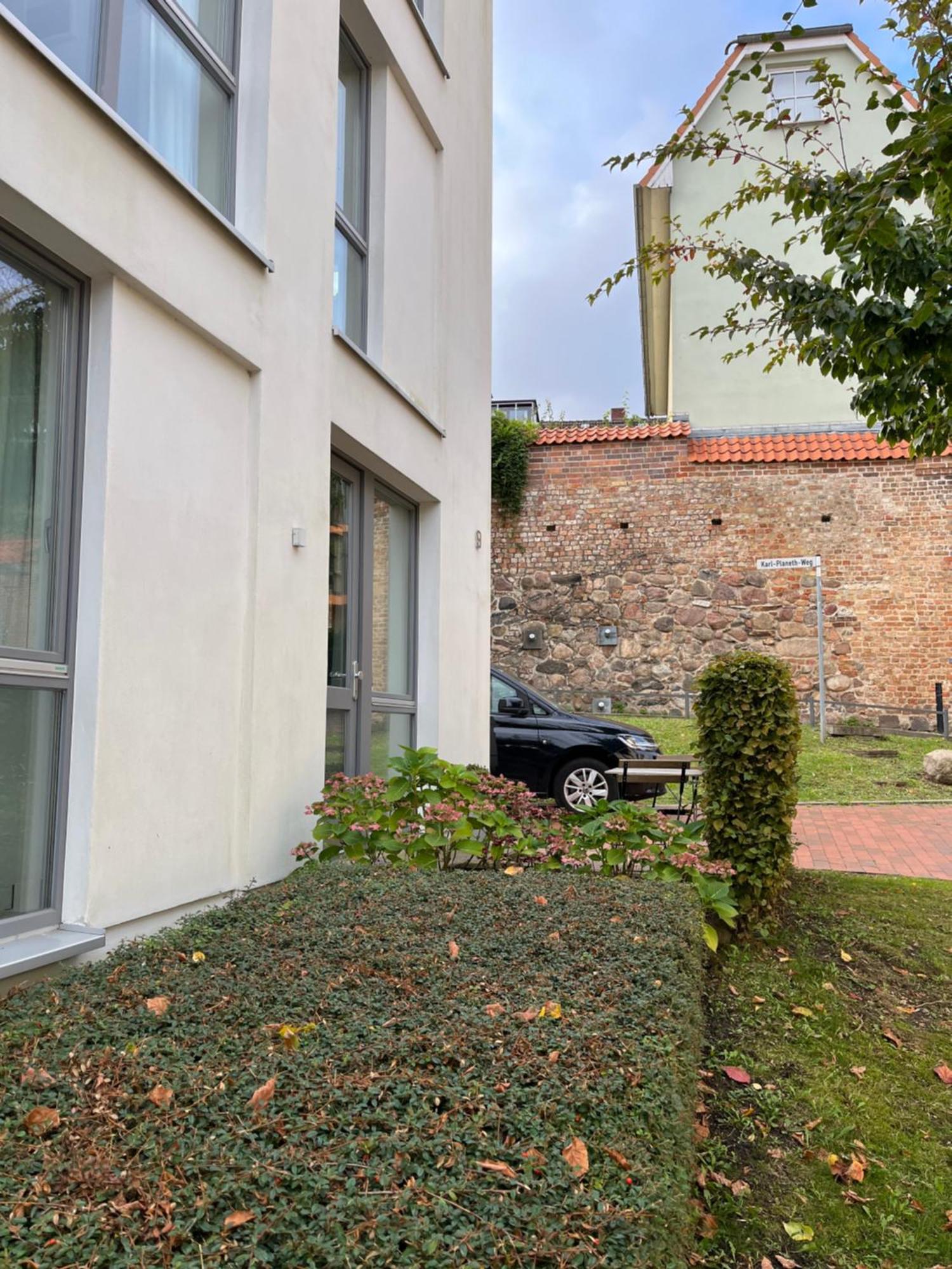Ferienwohnung An Der Historischen Stadtmauer Rostock Exterior photo